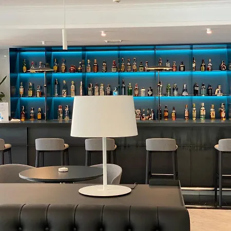 Carlos I Silgar سانكسينكسو